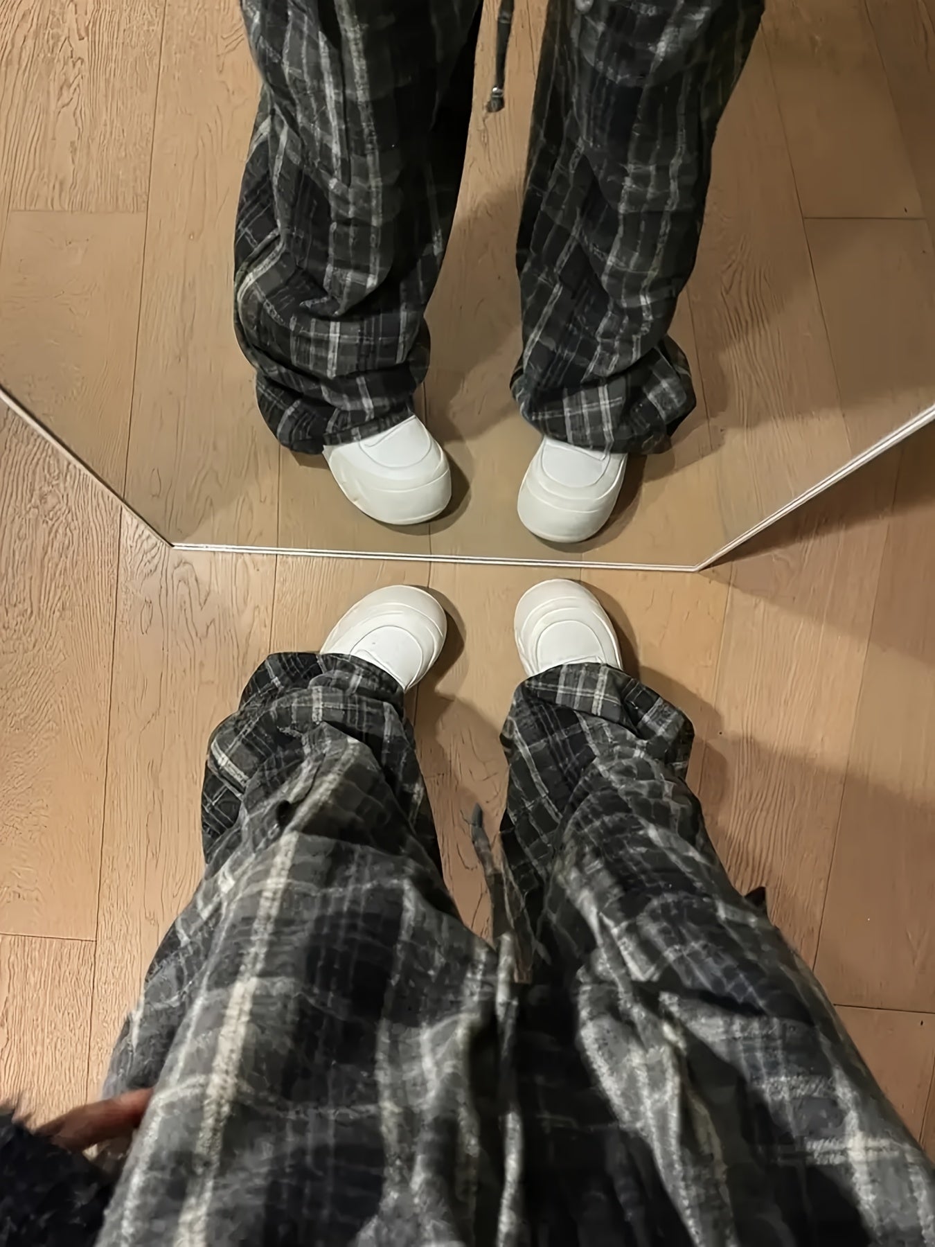 Volunoluxe Vintage Plaid Cargo Pants – Women’s High-Waist Straight-Leg Trousers with Multiple Pockets, Retro Hip-Hop Casual Style for Teens & Adults
