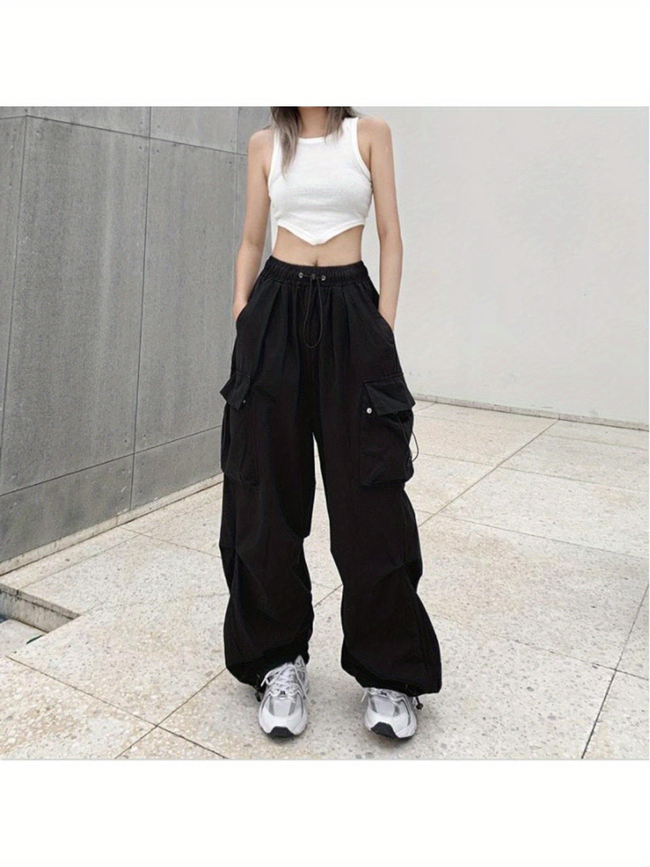 Volunoluxe Streetwear Parachute Pants – Unisex Baggy Wide-Leg Joggers & Sweatpants