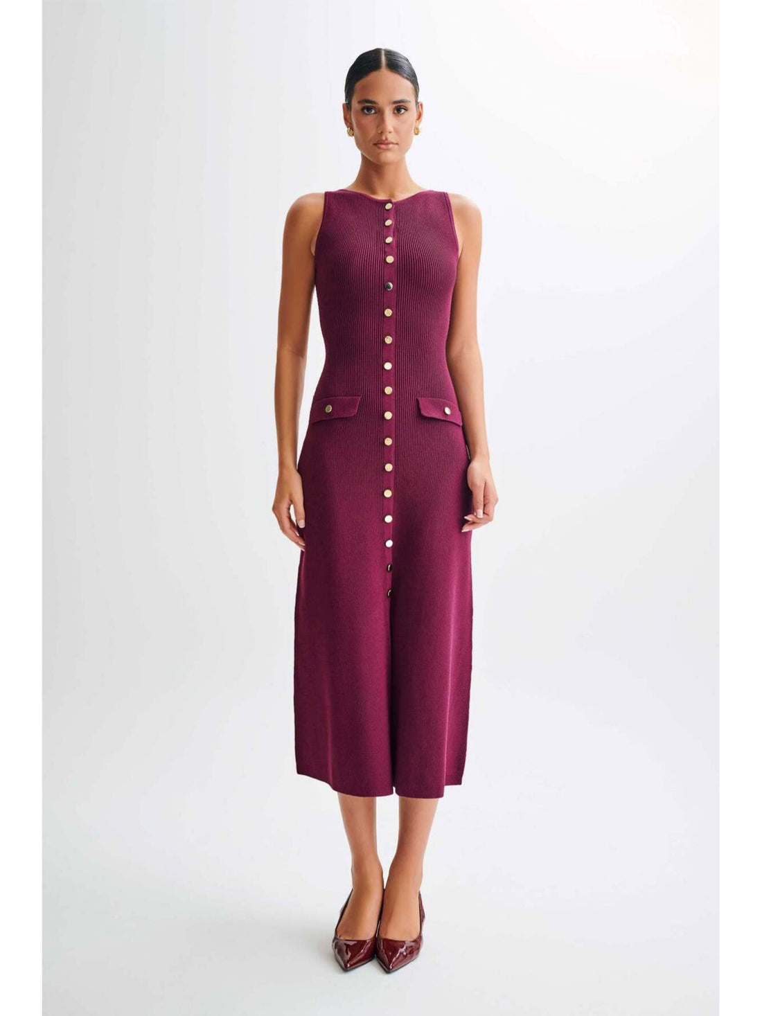 Volunoluxe Women’s Elegant Sleeveless A-Line Dress – Burgundy Button-Front with Short Collar, Fitted Waist & Knee-to-Mid-Length Hem for Wedding, Party & Office Wear