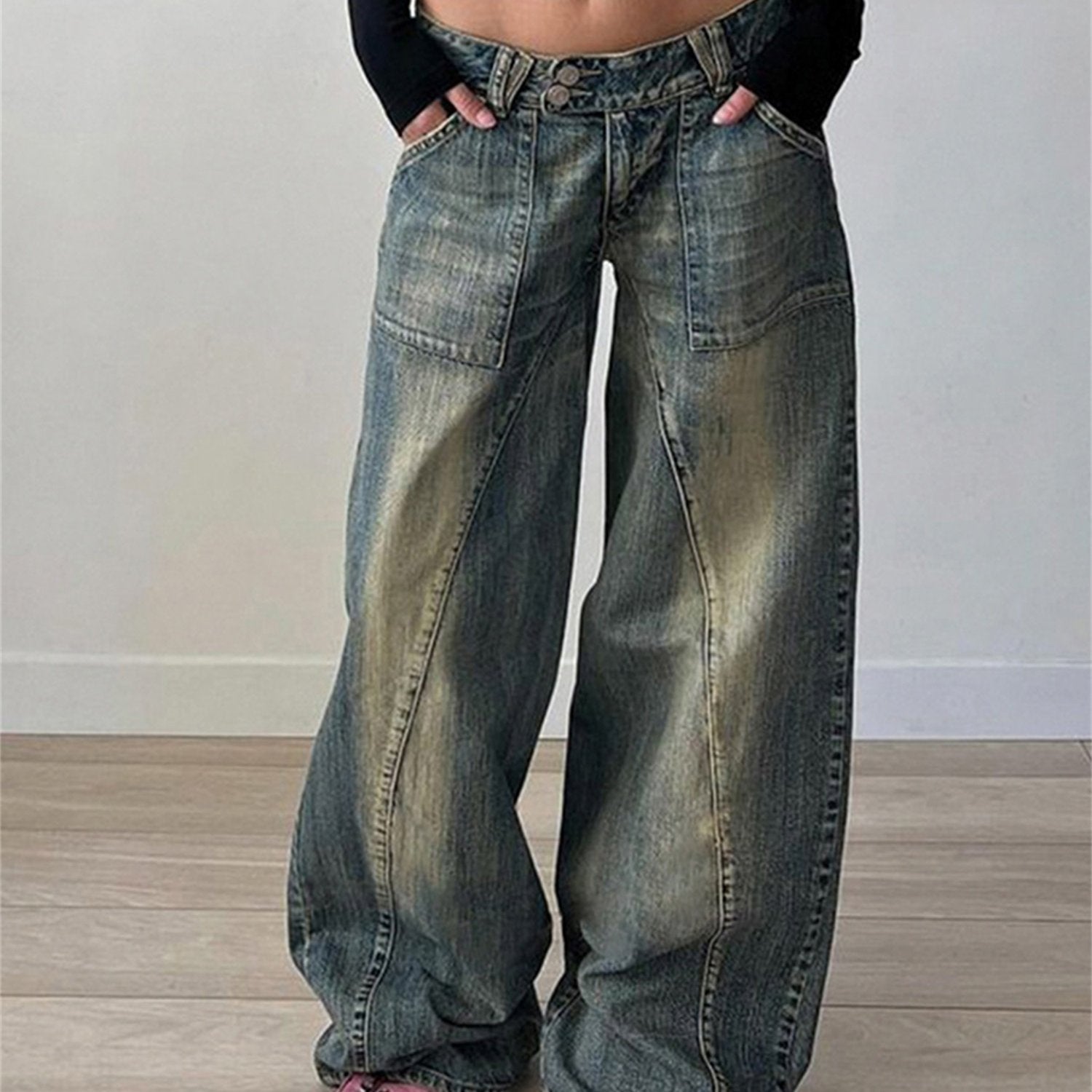 Volunoluxe Women’s Retro Washed Denim Jeans – Low-Waist Loose Casual Pants with Pockets
